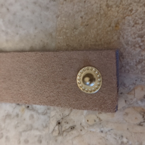 NEW! Handmade Genuine Suede Leather Brass Karma Circle Bracelet Brass Tan #01 - Picture 5 of 8